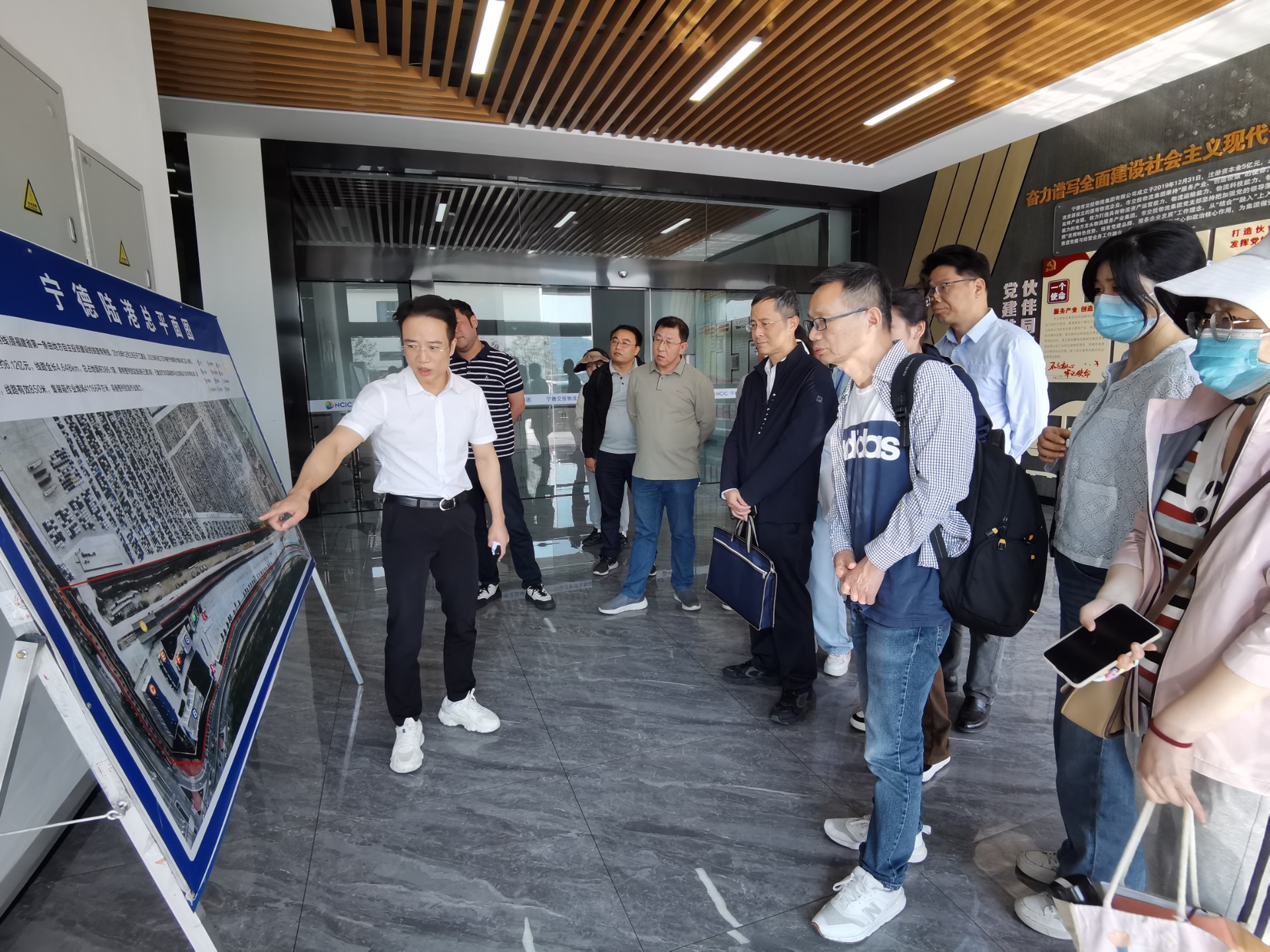 寧德汽車基地項(xiàng)目鐵路專用線擴(kuò)建工程可研報(bào)告評估會順利召開，張長明拍攝1.jpg